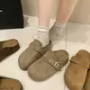 Pantuflas Birkenstock de cuero con suela gruesa para mujer, nuevo estilo vintage de otoño, mules cerrados extremadamente cómodos para calzar sin cordones.