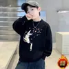 Roupa Infantil Outono/Inverno 2026 Nova Moletom com Estampa Degradê Gola Redonda Versátil para Meninos Crianças Maiores Manga Longa Gola Redonda Blusa de Puxar