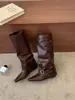 Primeiro encontro: Botas punk emagrecedoras estilo coreano com palmilhas ocultas para aumentar a altura, design até o joelho, perna larga e visual moderno estilo rua
