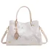 Bolso tejido elegante de estilo chino nuevo para mujer, bolso de hombro de alta gama para el trabajo, gran capacidad, versátil, bolso elegante para el día a día de la mujer