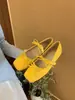 Nova chegada: Sapatos Mary Jane Amarelos Femininos com Laço para Aumentar a Altura para Primavera/Verão 2026, Sapatilhas Retrô para Combinar com Saias