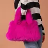 Bolsa Peluda de Mão para Mulheres no Outono e Inverno Nova Bolsa de Mão Peluda de Luxo Nicho Bolsa de Pelúcia Bolsa Pequena de Mão