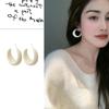 Aretes de Resina Blancos Leche Caramelo con Forma de C Francesa para Mujer, Exagerados Distintivos Únicos Aros, Aretes Vintage de Alta Gama