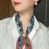 Novedad Primavera/Verano 2026 Hebilla Magnética Protector de Cuello Perezoso Bufanda Pequeña de Seda Bufanda de Cuello Nudo de Mariposa de Moda Chal Bufanda