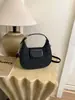 Bolso de mano, Bolso tote pequeño, Diseño de nicho de alta gama, Bolso de lunares negros, Bolso cruzado, Bolso de hombro para mujer para el trabajo