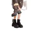 Botas Chelsea Femininas de Salto Grosso para Baixinhas 2024 Outono Novo Estilosas com Solado Grosso Retro Aumentadoras de Altura Estilo Britânico Emagrecedoras Botas Curtas