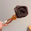 Pinza para el Cabello Retorcida con Flor de Perlas y Pedrería Mariposa para Mujer, Nuevo Estilo 2026 Pinza de Garra para Recogido, Pasador Recto