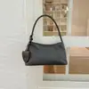 Bolso de axila de nicho transfronterizo para mujer, nueva moda otoño 2026, moderno, lujo ligero, alta gama, elegante bolso de mano y bolso de hombro