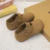Sapatos Birkenstock retrô de sola reta com cobertura total para meninas, novos sapatos mocassins versáteis da moda outono 2026, sapatos Mary Jane de sola macia