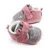 Zapatos para Bebé de 0-1 Año Primavera y Otoño Zapatos de Algodón para Recién Nacidos Suela Suave Zapatos para Niños Pequeños Invierno Terciopelo 2251