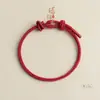 Pulsera de Hilo Rojo Hecha a Mano con Cuentas Doradas para la Buena Suerte, Adecuada para Hombres y Mujeres, Joyería Simple y Versátil