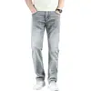 Jeans de hombre de alta gama de lujo ligero, corte recto, ajuste holgado, pantalones de marca de moda para hombre, estilo casual de verano fino gris claro, pantalones de hombre gris-blanco