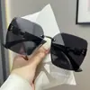 Gafas de Sol de Gama Alta para Mujer Gafas de Sol sin Montura Degradadas de Moda para Exteriores Protector Solar Anti-UV Aspecto Adelgazante