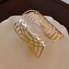 Pulsera Irregular Cóncava Retro Europea y Americana, Pulsera de Diseño Exagerado Personalizada, Pulsera Elegante Simple y de Moda Nicho