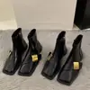 Botas Martin de suela plana, punta cuadrada, color negro, estilo británico para mujer, colección nueva 2024, adecuadas para primavera, otoño e invierno, botines estilo francés retro