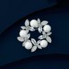 Corea del Sur Mariposa Perla Broche para Prenda Corsage Lujo Atmosférico Suéter Pin Grande Decorativo Vintage Hebilla de Cuello Pin de Cuello Mujer