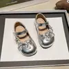 Ins primavera nuevo 0-2 años bebé zapatos para niño pequeño elástico velcro lazo zapatos de princesa suela suave zapatos de superficie suave marea