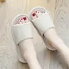 Chinelo de Linho Feminino Verão Interior Antiderrapante Sandálias para Casais Casa e Doméstico Algodão Linho Sola Macia Quatro Estações Chinelo de Algodão Masculino