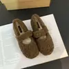 Primer Encuentro Temporada Zapatos Peludos de Fondo Plano para Mujer Ropa de Abrigo de Invierno 2026 Nuevo Estilo Zapatos de Conducir con Felpa Adentro Mary Janes de Una Correa Individual