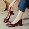 Zapatos de tacón alto con punta cuadrada y tacón grueso y zapatos de vit baja 2025 primavera nuevos zapatos para mujer talla grande zapatos de tacón medio franceses con lazo