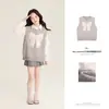 Conjunto Amybaby para Meninas Outono 2026 Novo Colete Bordado com Contas e Laço Camisa Saia Cinza