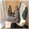 Bolsa Tote de Couro Jeans Nova Outono 2024 Bolsa Transversal com Letras Moda Mais Fácil de Combinar Bolsa de Ombro para o Trabalho Mulheres