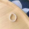 Anillo de Perla Auténtica Simple Anillo de Cuentas Irregulares de Agua Dulce Elástico Tamaño Promedio Diseño Nicho Anillo Retro Suave