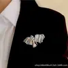 Broche Plegado Geométrico Irregular de Forma Especial Más Vendido Transfronterizo Oro Hierro Chapado Pin de Solapa de Gama Alta Ropa para Hombres y Mujeres