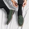 Zapatos Pequeños de Cuero con Borlas Mocasines de Gamuza para Hombre Nuevo Estilo 2025 Hombre Pequeño Verde Militar Zapatos de Cuero para Hombre Británico