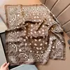 Nuevo Pañuelo Cuadrado Pequeño con Patrón de Flor de Anacardo para Mujer, Adecuado para Primavera, Verano y Otoño, Se Puede Combinar con Camisas, Usado como Pañuelo Decorativo para el Cuello, Pañuelo Delgado