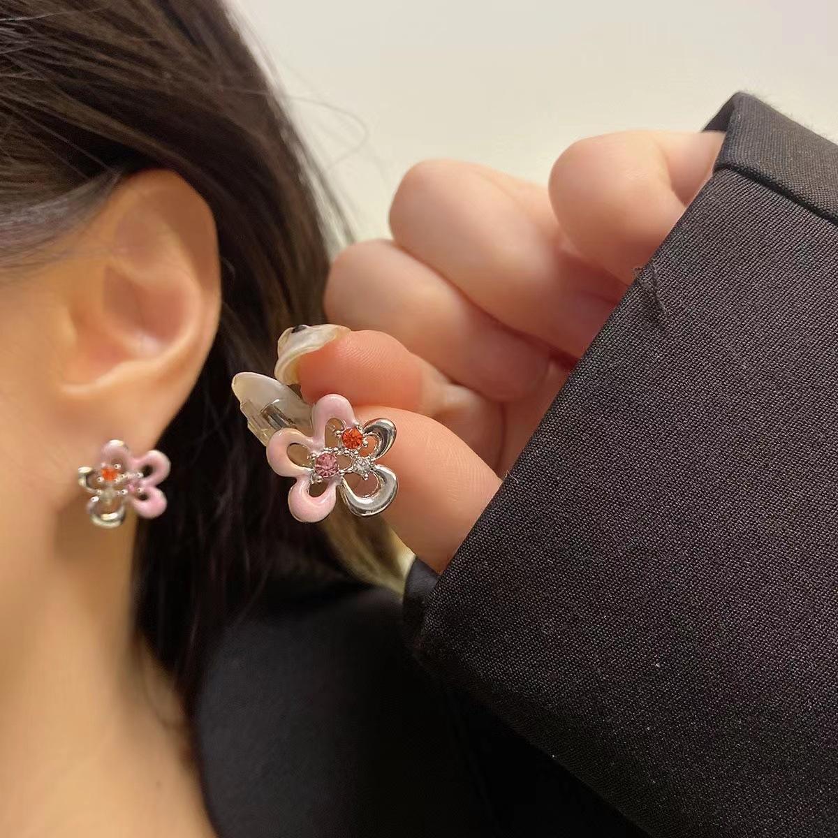 O1CN01VLmB651sxZ4hVwlot_!!2023