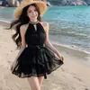 Vestido halter de pérolas puro e sedutor, sem mangas, projetado para figuras petite, perfeito para férias na praia, fluido e emagrecedor, vestido curto