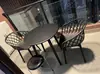 Conjunto de Mesa y Sillas Moderno para Exterior para Área de Ocio en Balcón, Mesa Redonda de Acero al Carbono para Patio al Aire Libre, Muebles de Plástico para Uso en Exterior de Tienda de Té de Leche