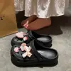 Versátil e Elegante: Chinelos Fechados para Uso Diário ao Ar Livre no Verão 2026 DIY, Sandálias Femininas Fofas, Simples e Duráveis