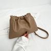 Bolsa de Cubo Tejida Estilo Nuevo Verano 2025 Bolso de Mano Bolso de Hombro Cruzado Elegante y a la Moda con Cierre de Cordón Gran Capacidad