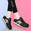 (Artículos Agotados No Repuestos) Zapatillas de suela gruesa estilo papá para mujer, Nuevo estilo coreano de otoño e invierno, Versátiles, Zapatos deportivos para correr para estudiantes
