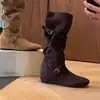 Botas apiladas plisadas estilo francés para mujer, nuevo modelo otoño e invierno 2026, punta redonda, hebilla de cinturón de moda, botas altas de jinete adelgazantes