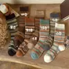 Calcetines de otoño e invierno para mujer calcetines de media caña calcetines de rizo estilo retro Mori a prueba de frío y cálidos calcetines modernos hasta la rodilla calcetines para mujer de Zhuji