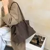 Bolsa Casual de Tecido Texturizada para Ombro Feminina Verão 2026 Nova Simples Elegante Bolsa de Mão Moda Bolsa de Ombro Único