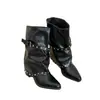 Novas botas femininas de salto alto com bico fino plissado e salto grosso, estilo europeu e americano 2026, modernas botas biker de cano médio
