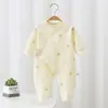 Envío Gratis Ropa de Mariposa para Recién Nacidos Tipo A de Algodón Puro Estilo para Todo el Año 0-6 Meses Mono para Bebé Pantalones Harem para Bebé Recién Nacido
