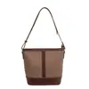 Bolsa Tote Saco Retro de Grande Capacidade para Mulheres Verão 2025 Tendência Versátil Fashionável de Ombro/Axila