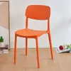 Silla de plástico, diseño simple, con respaldo, adecuada para uso doméstico, silla de comedor estilo nórdico, engrosada para mayor durabilidad, silla de plástico económica para adultos, también adecuada para usar en grandes restaurantes