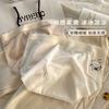 Ropa interior sin marcas de seda helada para niña, cómoda con estampado para mujer, entrepierna de algodón, cómoda, de cintura media, ropa interior para estudiante, nuevo producto de primavera y verano