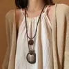 Novo Colar Longo de Pena Estilo Zen Chinês para Mulheres, Corrente de Suéter Empilhada Estilo Étnico Retrô, Acessórios Boêmios de Outono e Inverno