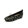Aumento 5CM Rebites Laço Bico Quadrado Sapatos de Salto Único Feminino 2026 Novo Estilo Retrô Vazado Cor Desgastada Fundo Plano Sapatilhas