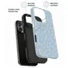 Funda de teléfono con diseño de piel de camarón estilo caliente fondo azul claro margarita pequeña iPhone17 sensación minimalista Apple 18pm película mate carcasa dura