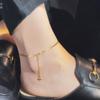 Ins Tobillera Sencilla Sexy Tobillera de Cadena Plana Cadena para Tobillo de Titanio para Mujer Cadena para Pie Descalzo de Lujo Ligero Joyería de Moda Versátil