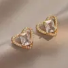 Aretes para Mujer, Aretes de Flor Corazón con Circonita Micro-pavimentada de Cobre, Nueva Moda de Nicho, Diseño Simple, Joyería de Temperamento y Versátil
