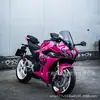 Película Adesiva para Mudança de Cor Completa de Veículo Automotivo Pet Ultra Brilhante Cristal Rosa Vermelho Película para Envelopamento Completo de Carro e Motocicleta
